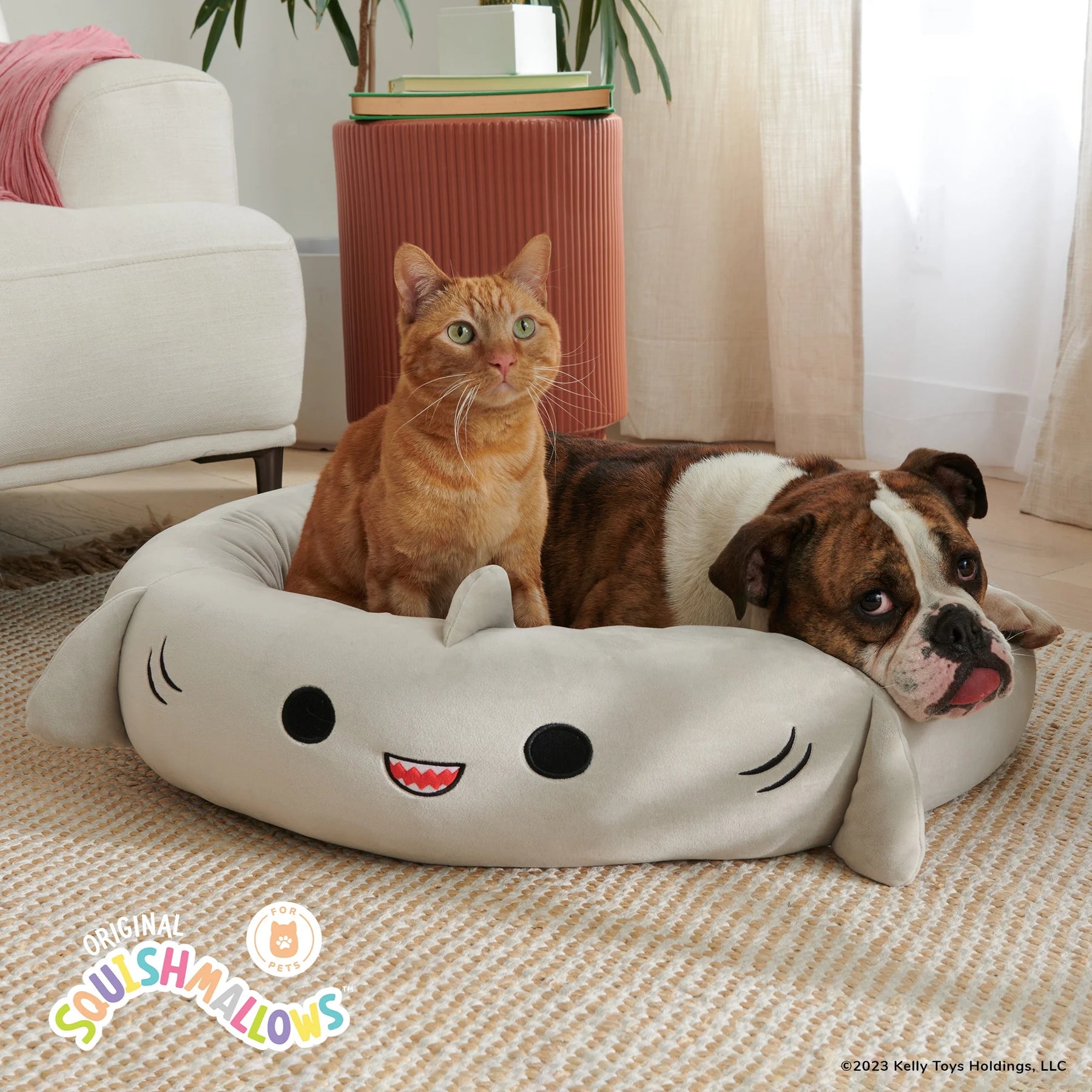 24 Inch Gray Shark Pet Bed